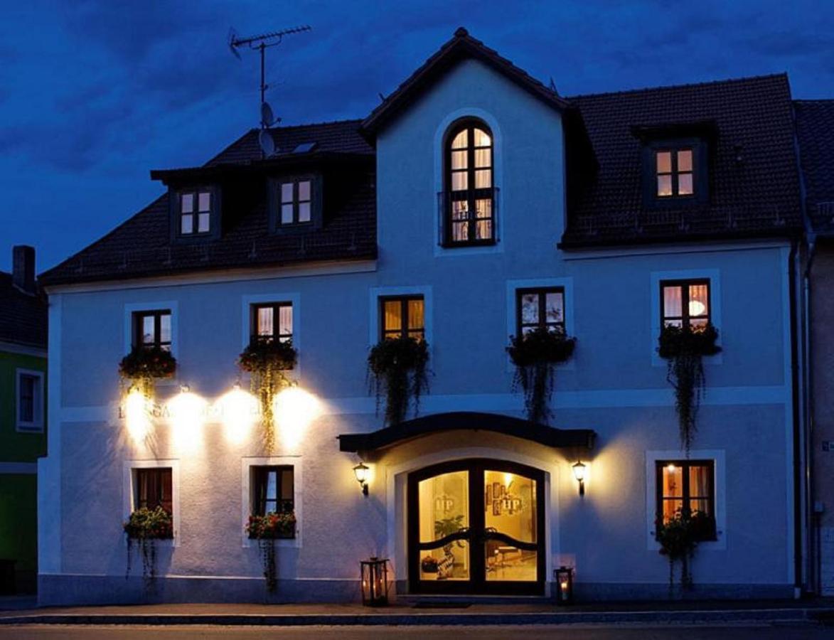 Zedernhof Gesundheits- & Wellnesshotel Stamsried Ngoại thất bức ảnh