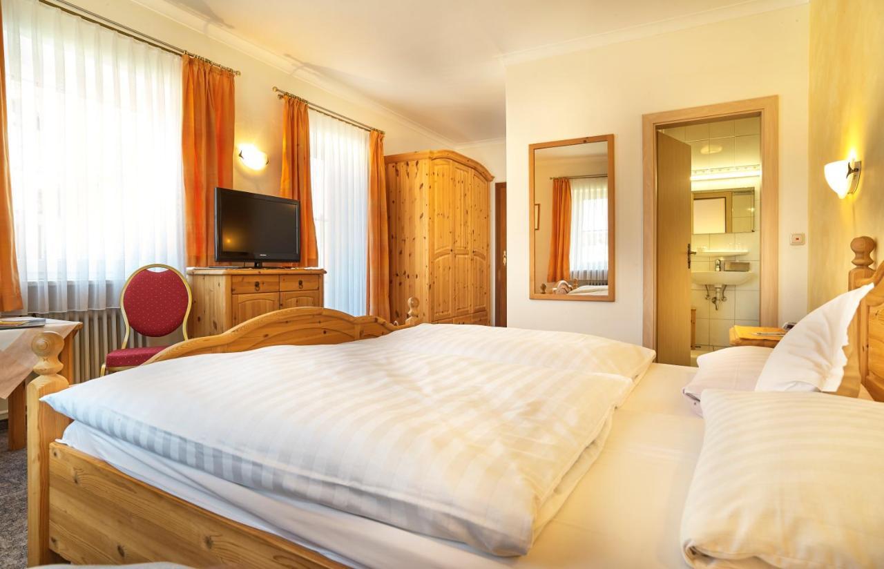 Zedernhof Gesundheits- & Wellnesshotel Stamsried Ngoại thất bức ảnh