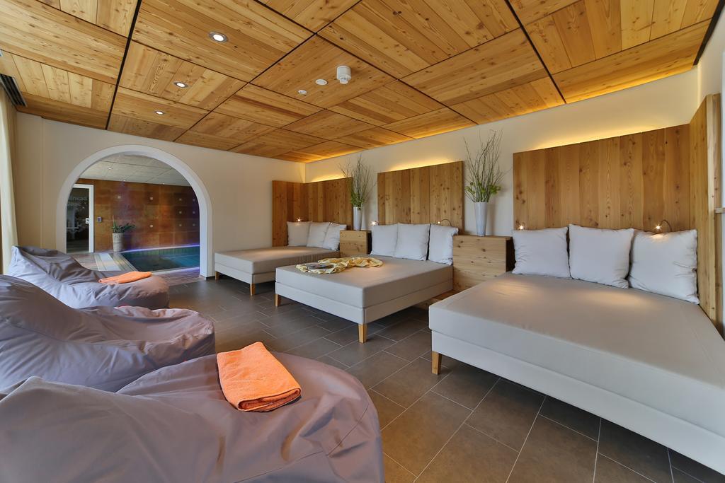 Zedernhof Gesundheits- & Wellnesshotel Stamsried Ngoại thất bức ảnh