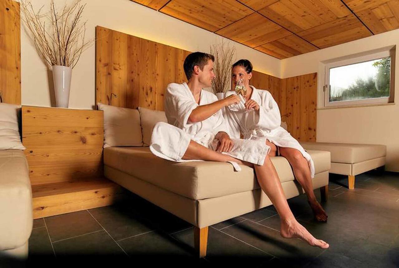 Zedernhof Gesundheits- & Wellnesshotel Stamsried Ngoại thất bức ảnh